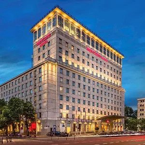 mercure-grand.warsawhotelspoland.com/